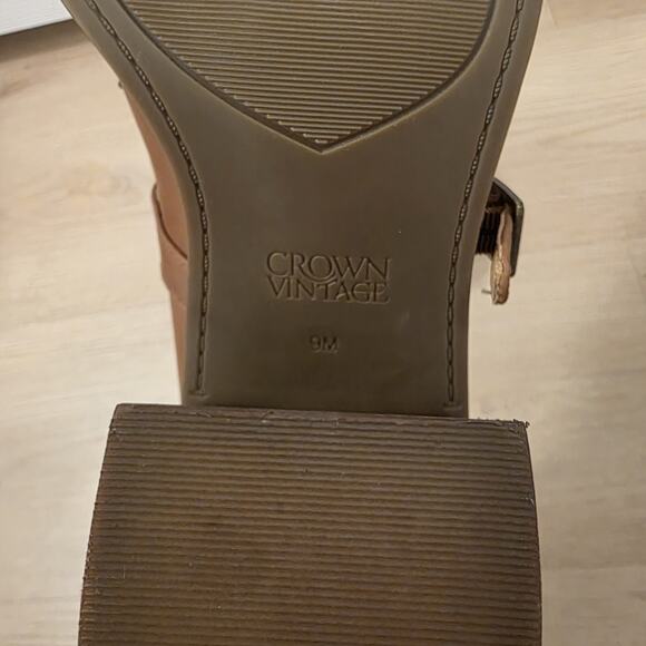 Crown Vintage Tan Leather T-Strap Preppy Academic Classic Verma Pump Heels Sz 9M - Picture 9 of 10